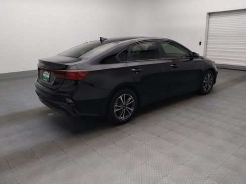 Used 2024 Kia Forte LXS w/ LXS Technology Package FWD image 10