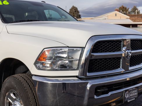Used 2016 RAM 3500 Tradesman w/ Chrome Appearance Group image 24