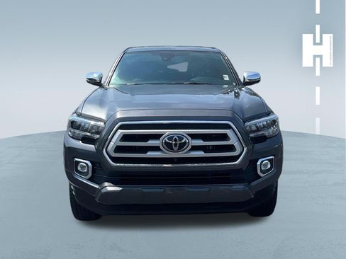 Used 2022 Toyota Tacoma Limited AWD/4WD image 2