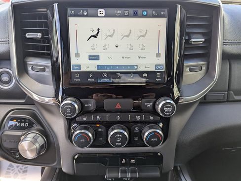 Used 2024 RAM 1500 Laramie image 18