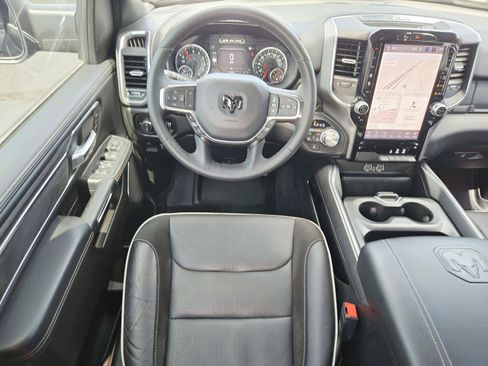 Used 2025 RAM 1500 Laramie AWD/4WD image 11