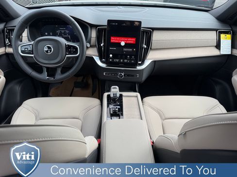 New 2026 Volvo XC90 T8 Plus image 2