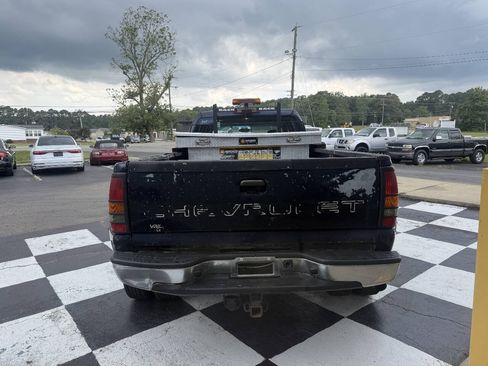Used 2006 Chevrolet Silverado 3500 4x4 Crew Cab w/ Skid Plate Package image 6