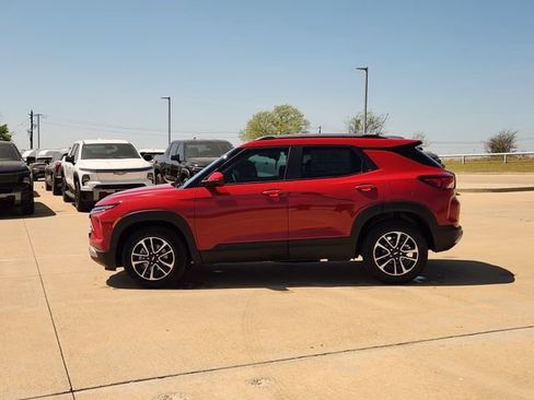 New 2026 Chevrolet TrailBlazer LT FWD image 5