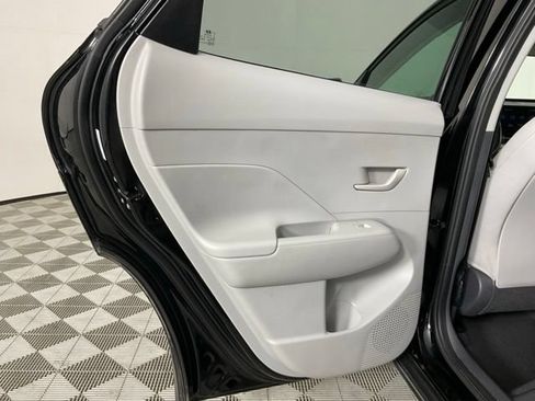 Used 2024 Hyundai Kona SEL FWD image 14