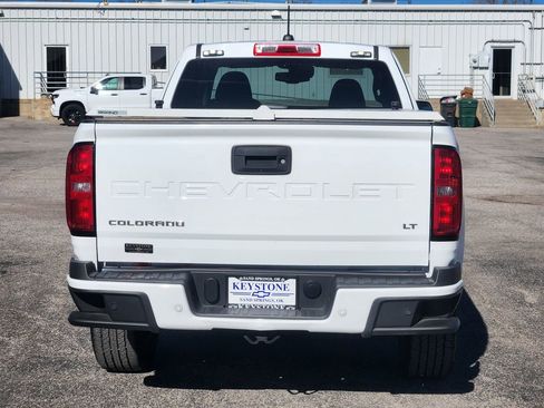 Used 2022 Chevrolet Colorado LT w/ Fleet Safety Package image 6