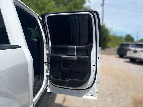 Used 2019 Ford F150 XLT w/ Equipment Group 302A Luxury AWD/4WD image 27