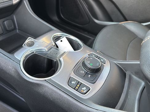 Used 2024 GMC Terrain AT4 image 26