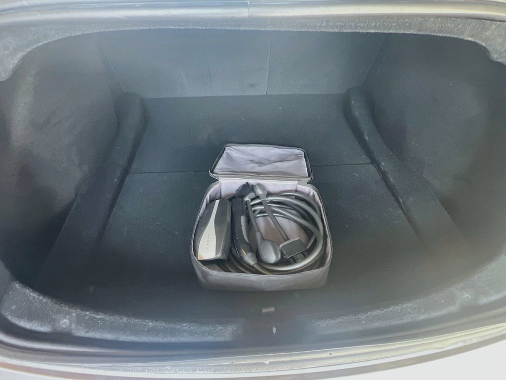 Used 2025 Tesla Model 3 Long Range RWD image 27
