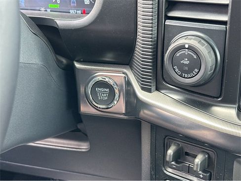 New 2025 Ford F150 Platinum w/ Equipment Group 702A High image 28