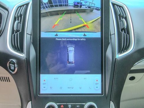 Used 2023 Ford Edge Titanium AWD/4WD image 25