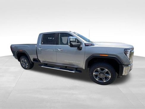 New 2026 GMC Sierra 2500 SLT AWD/4WD image 2