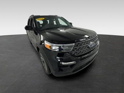 Used 2024 Ford Explorer XLT w/ Equipment Group 202A