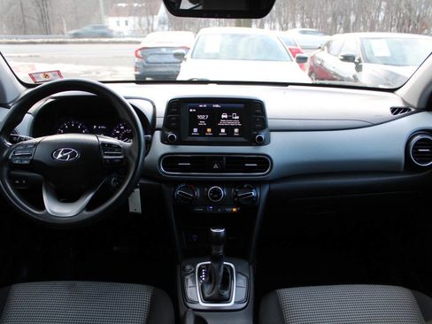 Used 2019 Hyundai Kona SE image 17