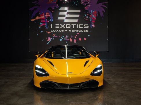 Used 2020 McLaren 720S Spider RWD image 5