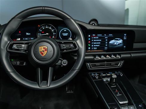 Certified 2024 Porsche 911 Carrera T RWD image 19