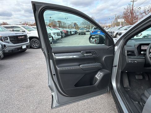 New 2026 GMC Terrain Elevation w/ Elevation Premium Package image 11