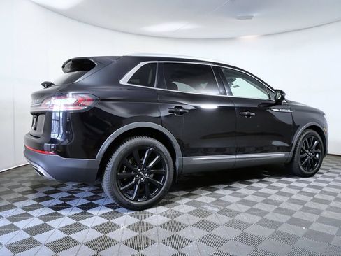 Certified 2023 Lincoln Nautilus Reserve w/ Monochromatic Package AWD/4WD image 6