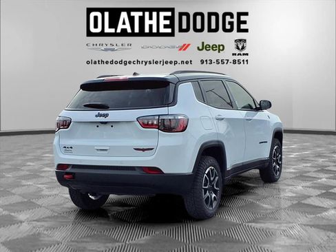 New 2026 Jeep Compass Trailhawk image 26