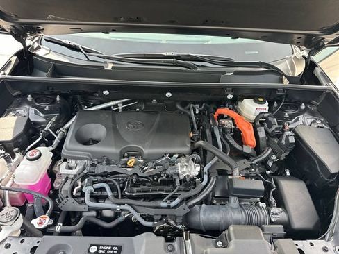 Used 2023 Toyota RAV4 XSE AWD/4WD image 28