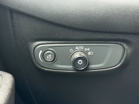 Used 2019 Chevrolet Equinox LT AWD/4WD image 28