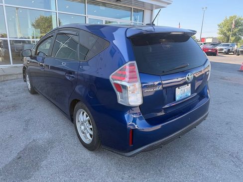 Used 2015 Toyota Prius V Three FWD image 3