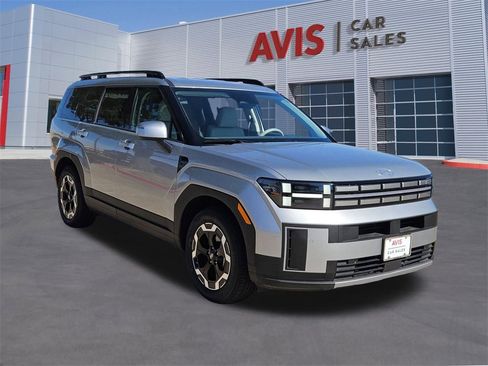 Used 2025 Hyundai Santa Fe SEL image 9