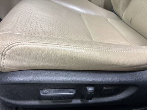 Used 2015 Honda Accord EX-L image 9