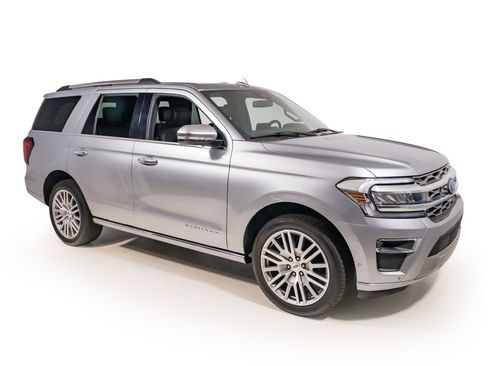 Used 2024 Ford Expedition Platinum image 8