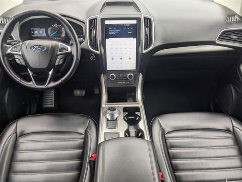 Used 2023 Ford Edge SEL image 15