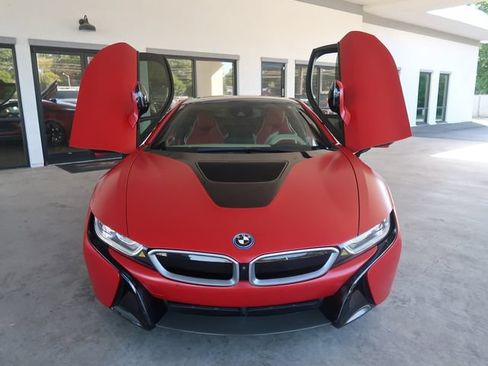 Used 2017 BMW i8 AWD/4WD image 11