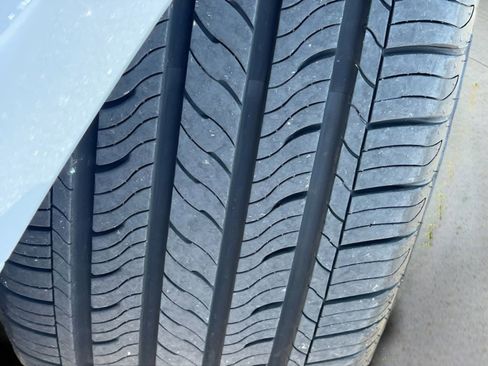 Used 2020 Genesis G70 2.0T image 26