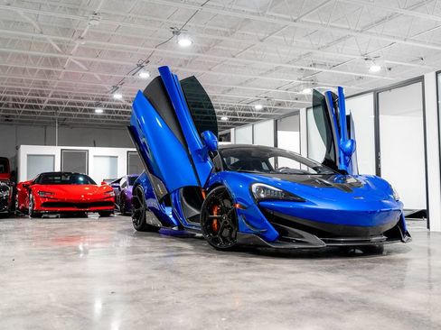 Used 2019 McLaren 600LT RWD image 8