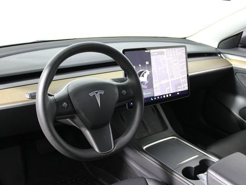 Used 2023 Tesla Model 3 Standard Range image 28
