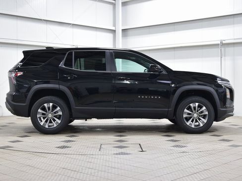 New 2026 Chevrolet Equinox LT image 9