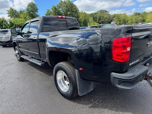 Used 2018 GMC Sierra 3500 Denali AWD/4WD image 10