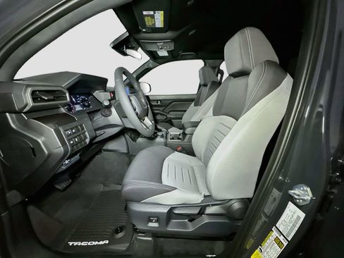 New 2026 Toyota Tacoma TRD Off-Road AWD/4WD image 8
