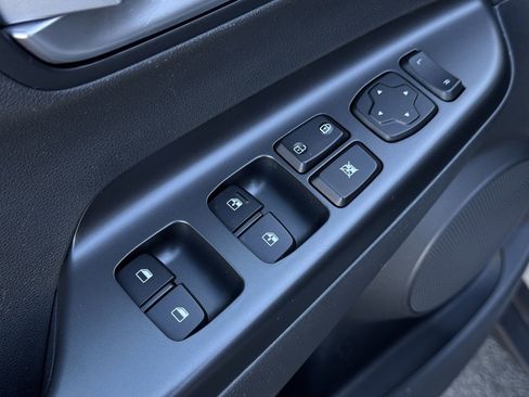 Used 2023 Hyundai Kona SEL w/ Convenience Package image 9