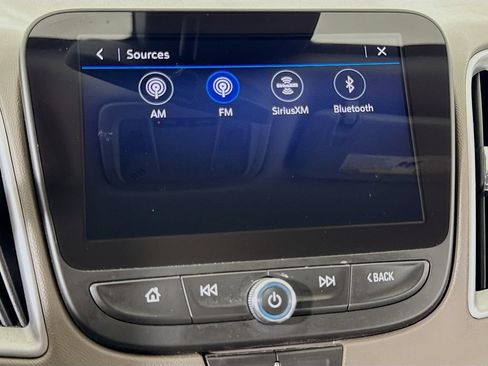 Used 2023 Chevrolet Malibu LT FWD image 33