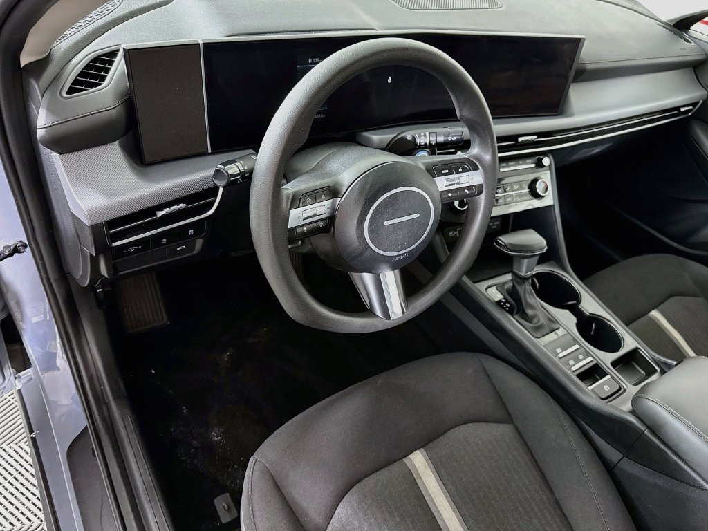 Certified 2025 Hyundai Sonata SE FWD image 17