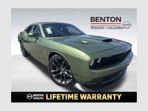 Used 2022 Dodge Challenger R/T Scat Pack image 1