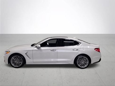 Used 2020 Genesis G70 2.0T w/ Elite Package RWD image 10