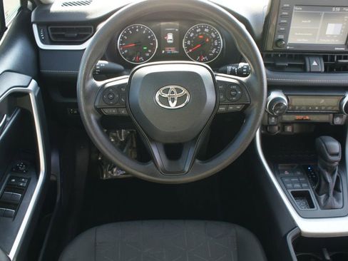 Used 2022 Toyota RAV4 XLE image 5
