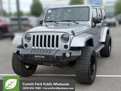 Used 2016 Jeep Wrangler Unlimited Sahara w/ Connectivity Group