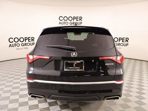 Used 2024 Acura MDX SH-AWD w/ Technology Package image 23