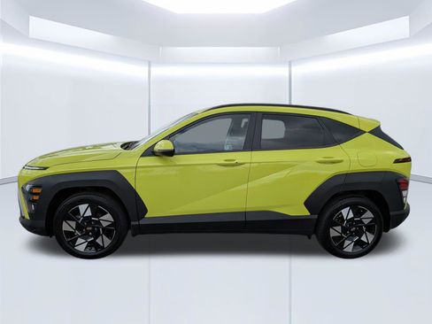 Certified 2025 Hyundai Kona SEL image 7