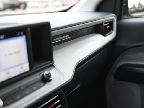 Used 2024 Ford Maverick XLT w/ Equipment Group 300A Standard image 18