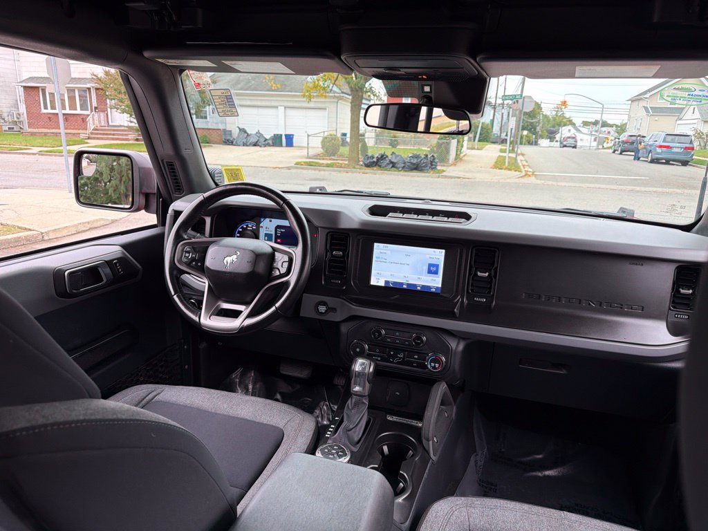 Used 2023 Ford Bronco Big Bend w/ Sasquatch Package AWD/4WD image 21