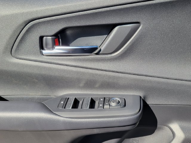 New 2027 Toyota Prius Plug-In Hybrid FWD image 18