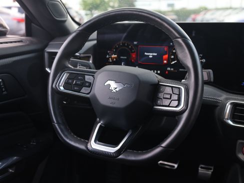 Used 2024 Ford Mustang GT Premium RWD image 4